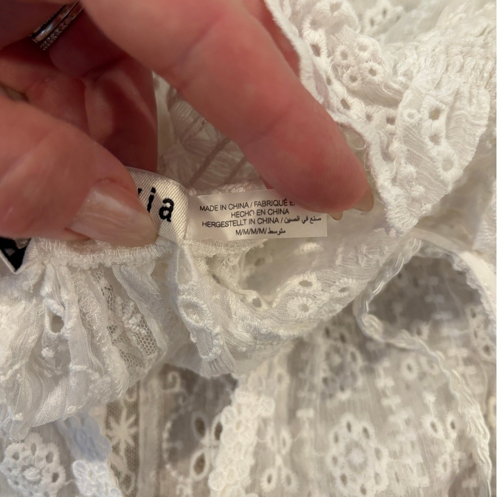 Alice + Olivia Norah White Lace Eyelet Blouse Balloon Sleeves Cottagecore Size M - Picture 5 of 9